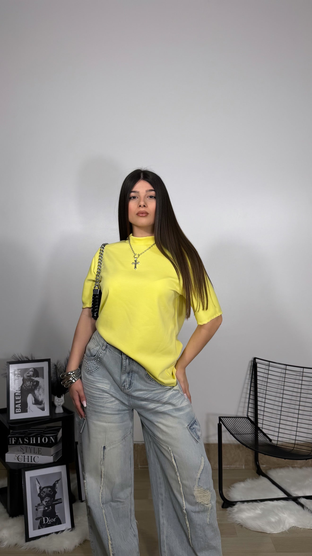 T-SHIRT “CLEAN” GIALLA