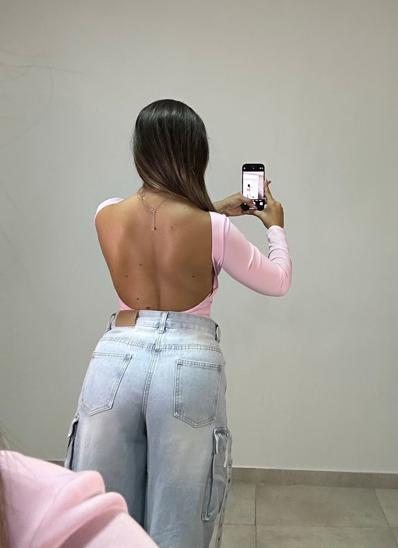 Body bare back rosa