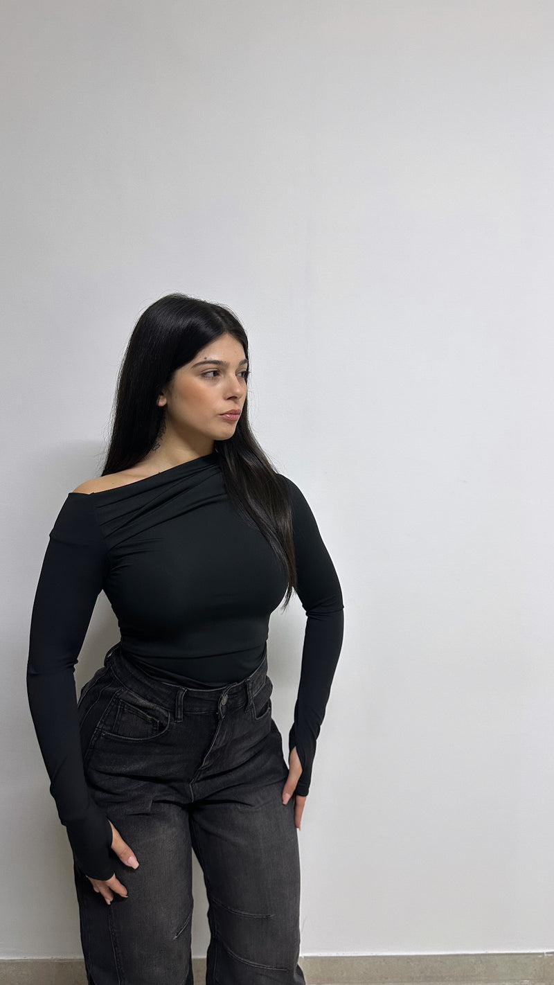 MAGLIA “KIM 2” NERA