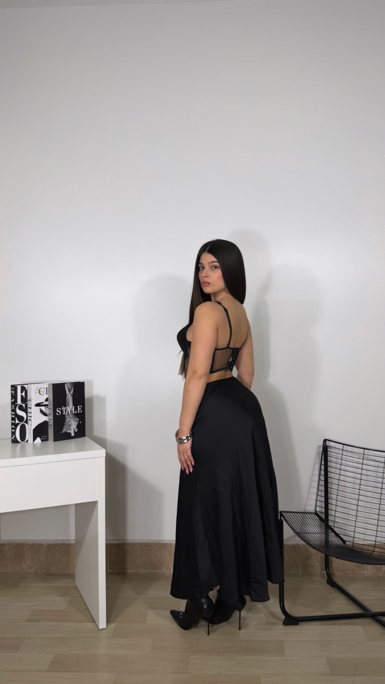 LONG SKIRT BLACK